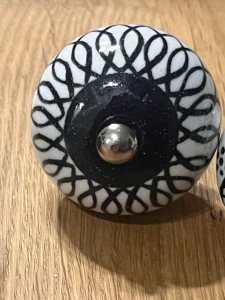 Úchytka Black Mandala